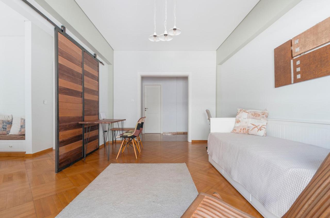 Comfortable 2 Bd Apartment Close To Athens Archeological Museum Atenas Exterior foto