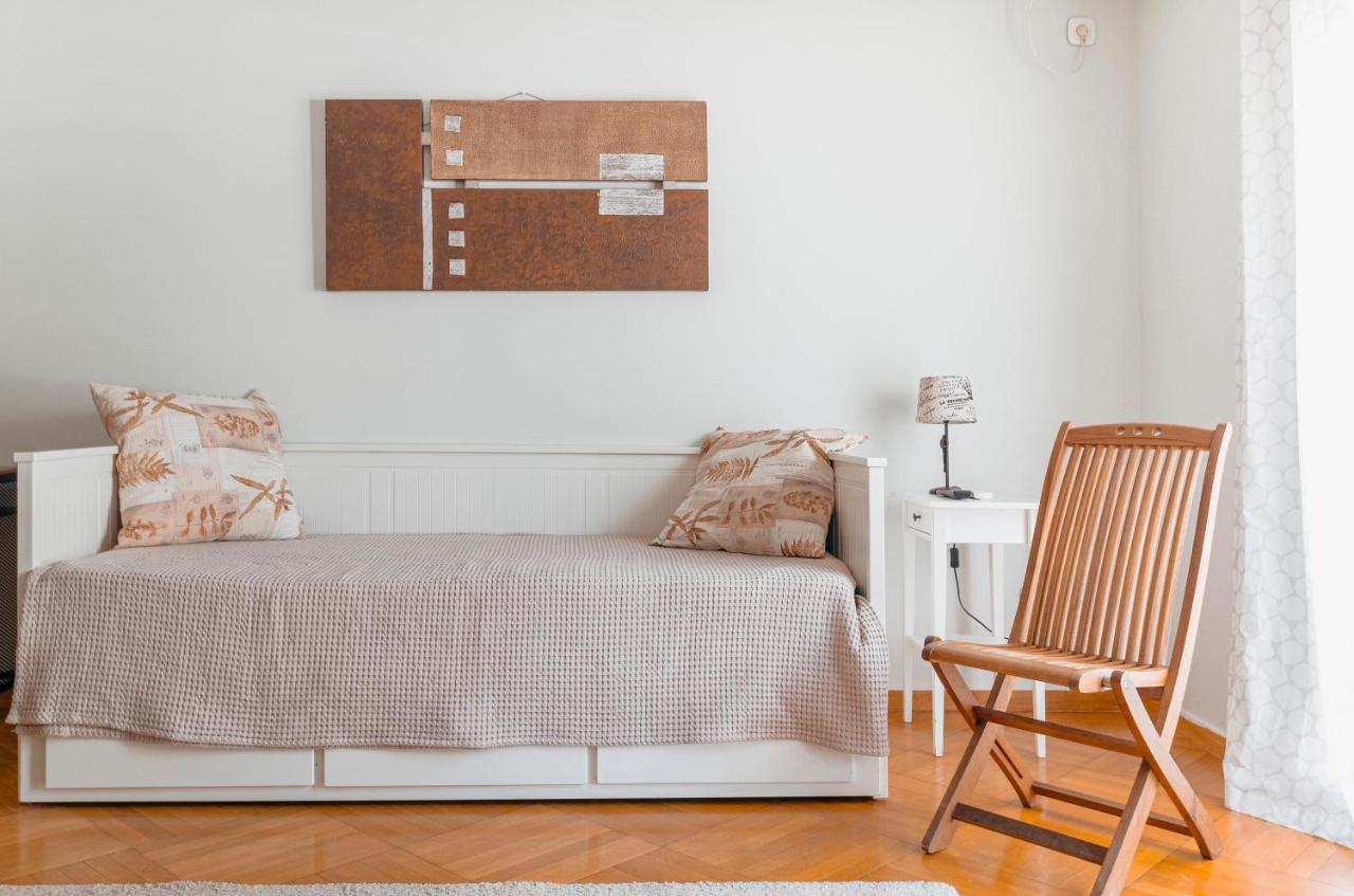 Comfortable 2 Bd Apartment Close To Athens Archeological Museum Atenas Exterior foto